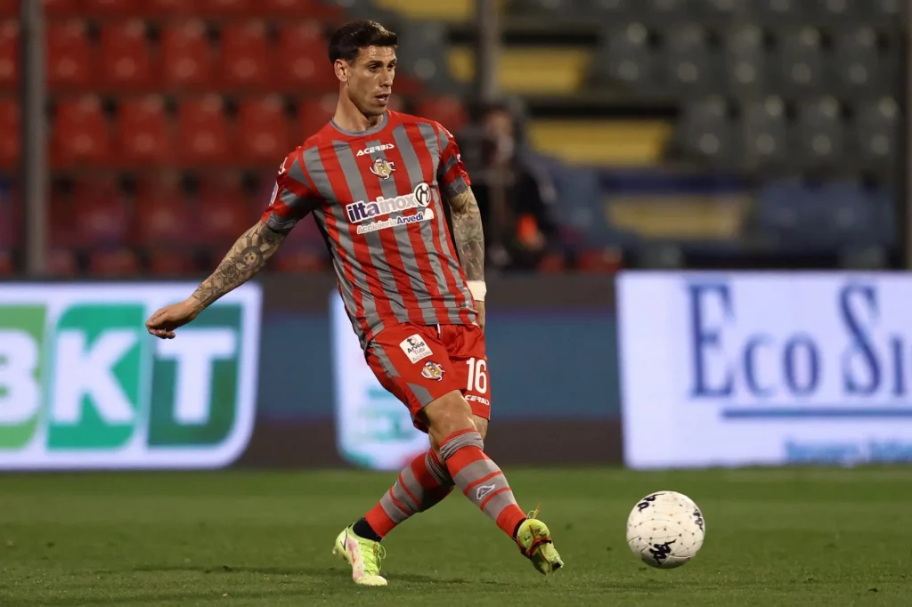 bdj8g98f95p4qjb3taocl7cfqp 2022 02 22 1841570 us cremonese vs lr vicenza 2078 1